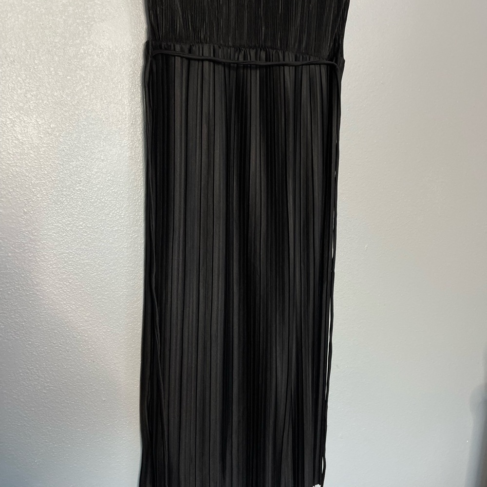MNG Mango pleated Black Midi Party Dress Size 4 NWT - Picture 8 of 16